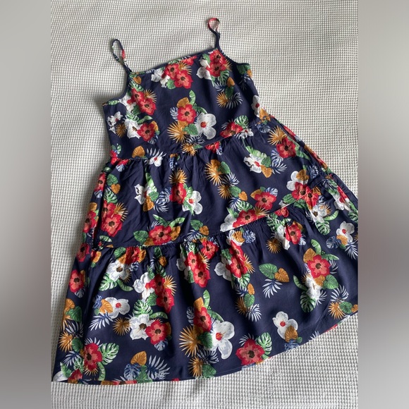 HUFFER Floral New Zealand Dress - Picture 1 of 7